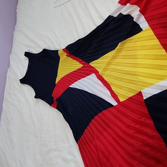 Polo Ralph Lauren Georgette Pleated Dress - Picture 3 of 9